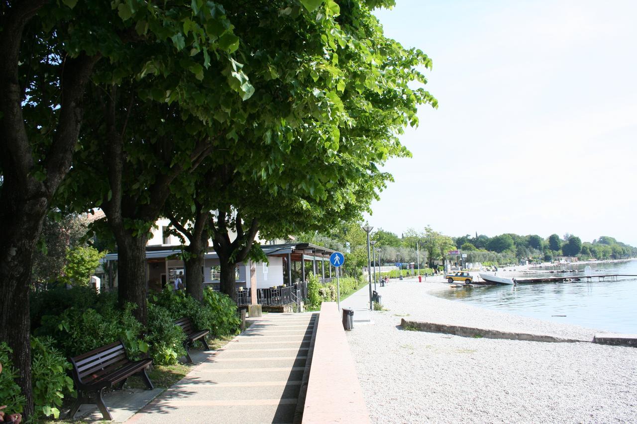 Graziosa Al Porto Moniga del Garda Exterior foto