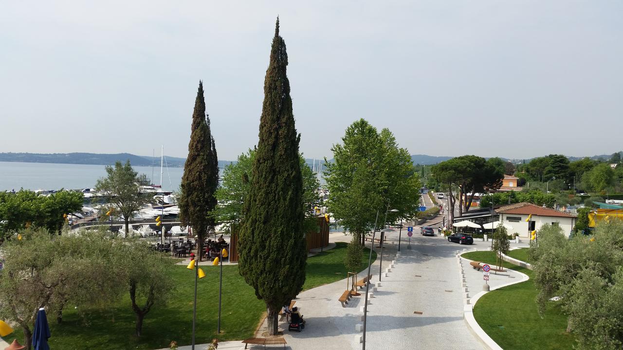 Graziosa Al Porto Moniga del Garda Exterior foto