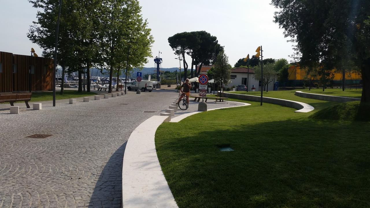 Graziosa Al Porto Moniga del Garda Exterior foto