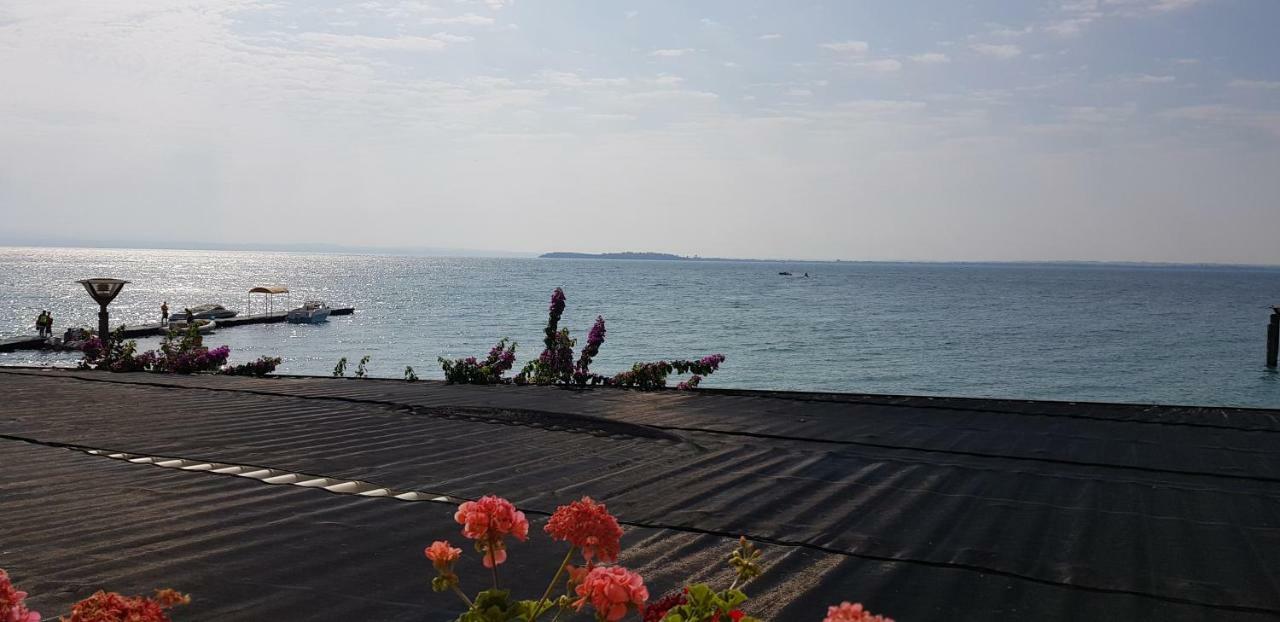 Graziosa Al Porto Moniga del Garda Exterior foto